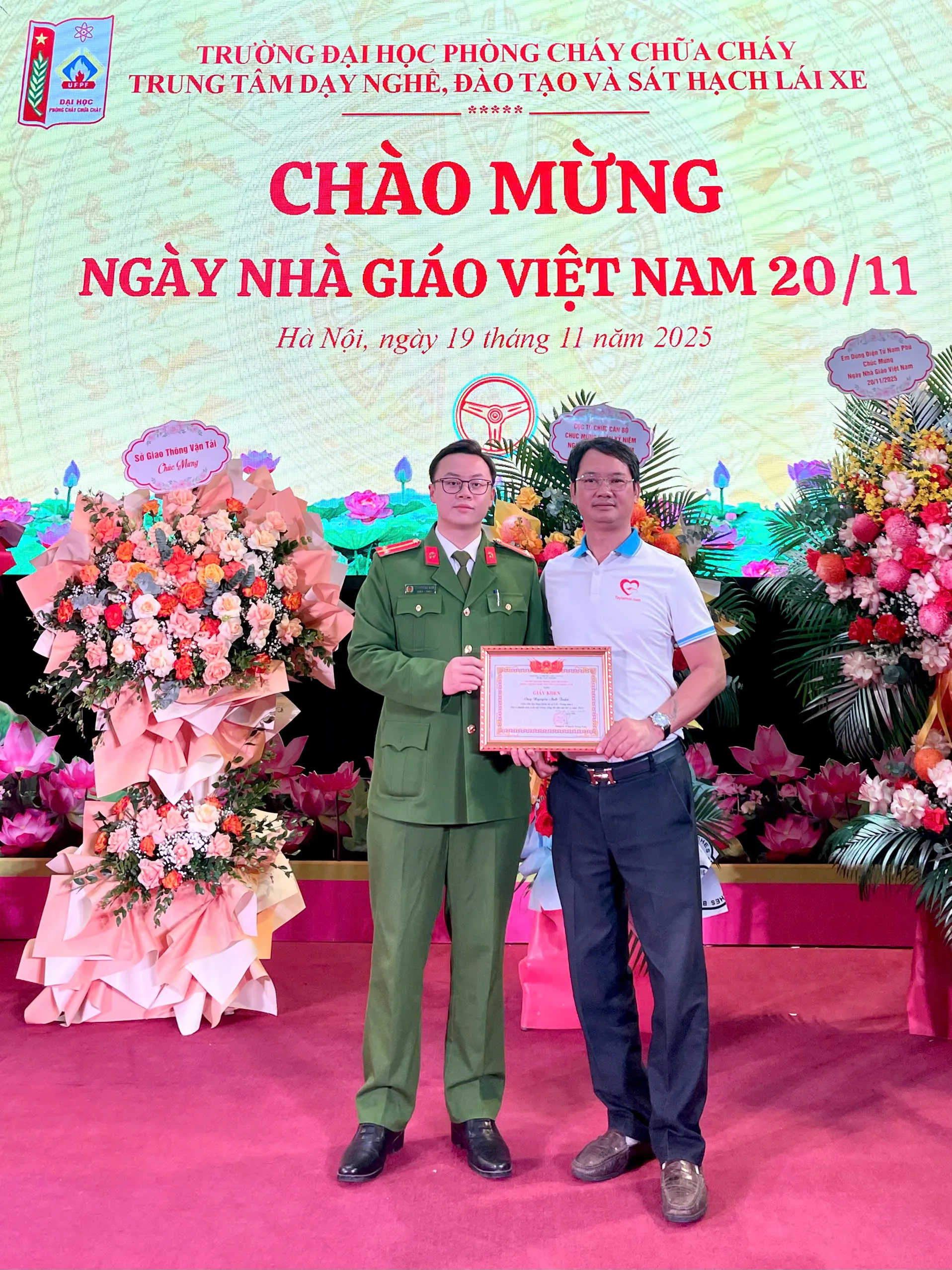 Hình ảnh của giảng viên